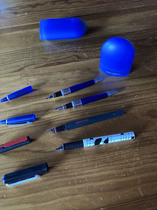 Canetas de tinta permanente