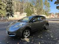 Продам Nissan Leaf