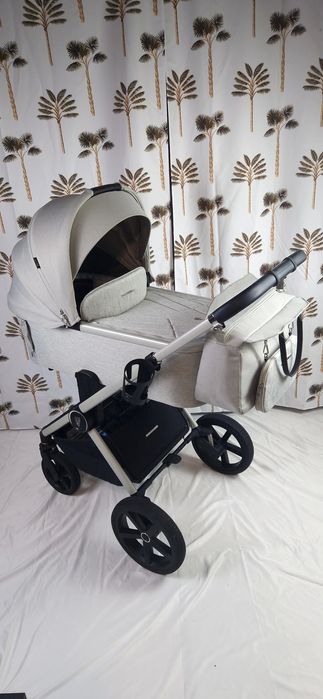 Wózek Venicci Tinum Upline 3w1