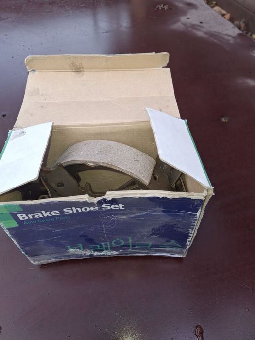 Тормозные колодки ручника Hyundai Tucson