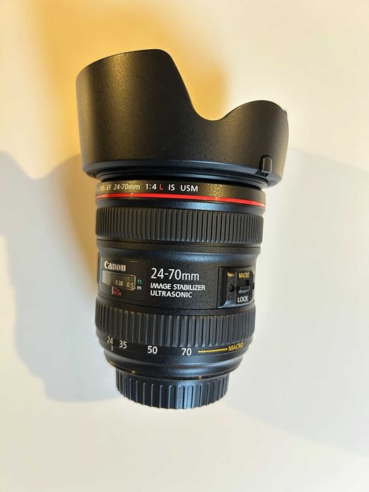 Canon EF 24-70 f 4.0 L is usm