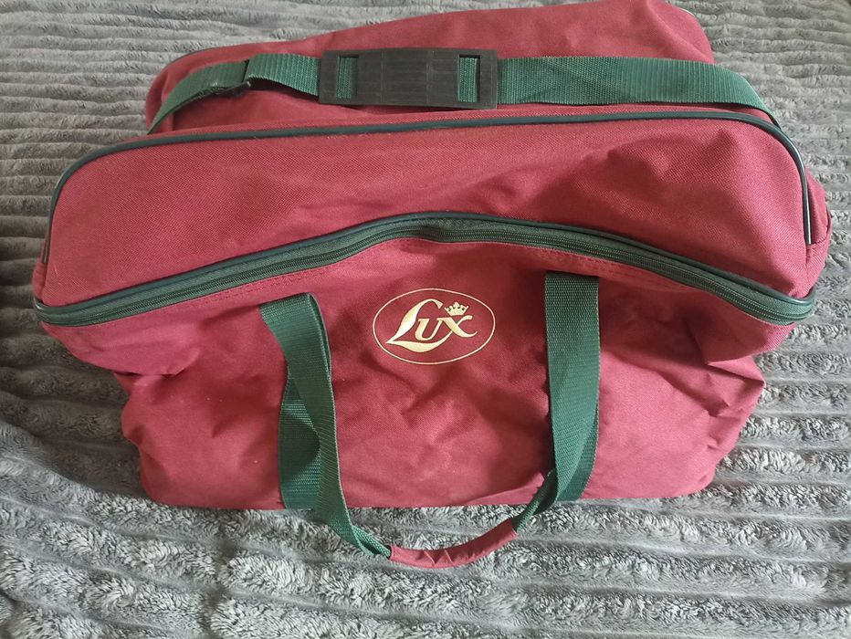 Сумка дорожня.Середня. 350грн.