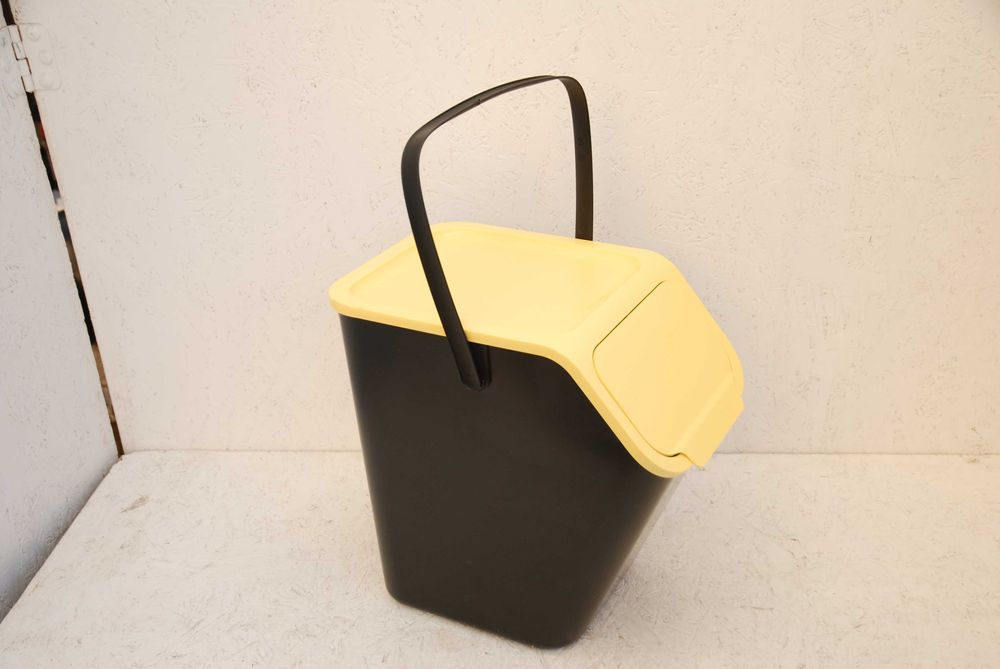 Kosz do segregacji żółty
