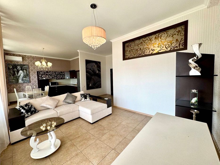 Аркадийский дворец 2 комн.  Панорамный вид моря  огромная Терраса