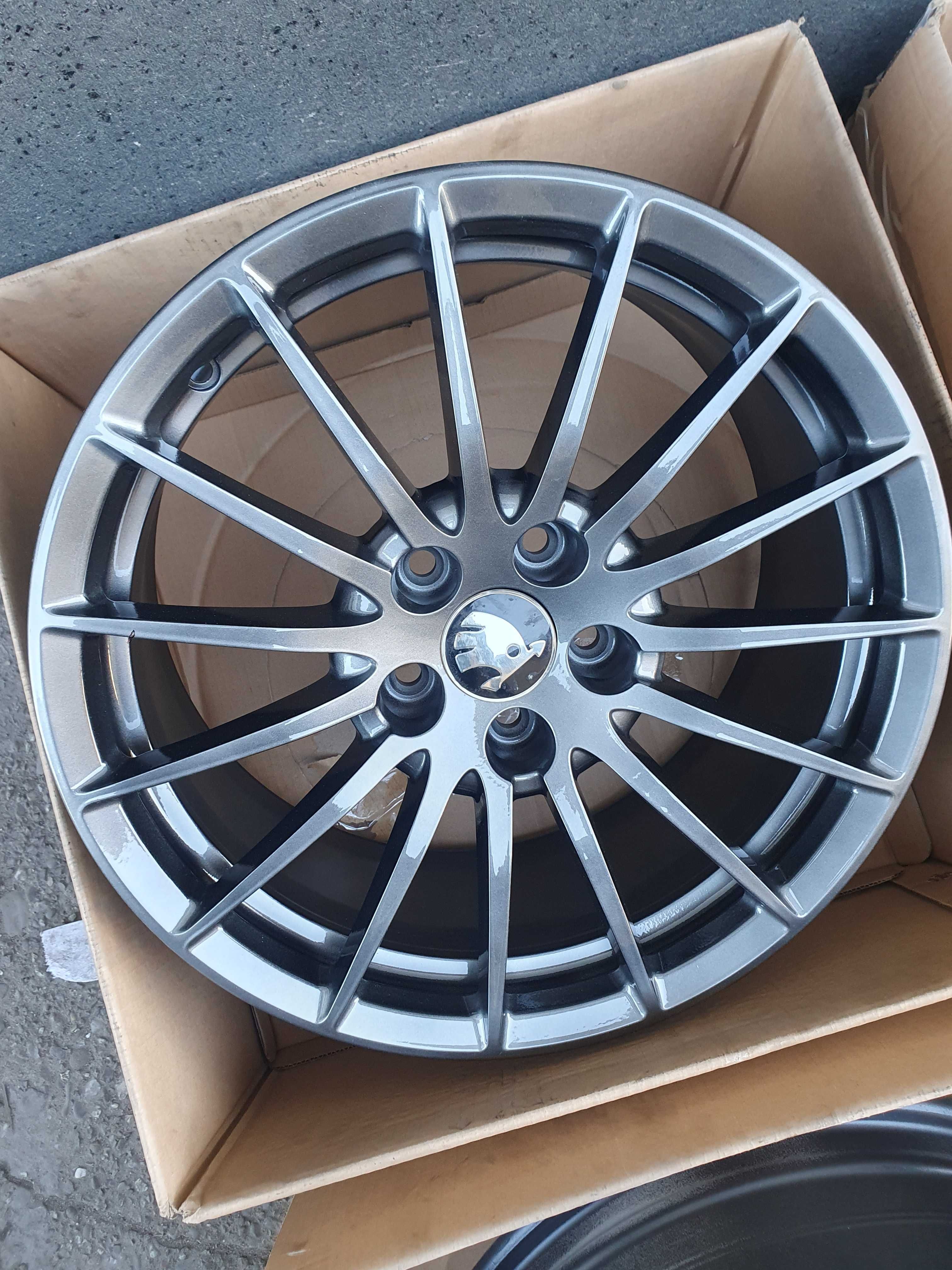 747# Alufelgi 17 5x112 et 29 Skoda Octavia Superb Kodiaq Karoq