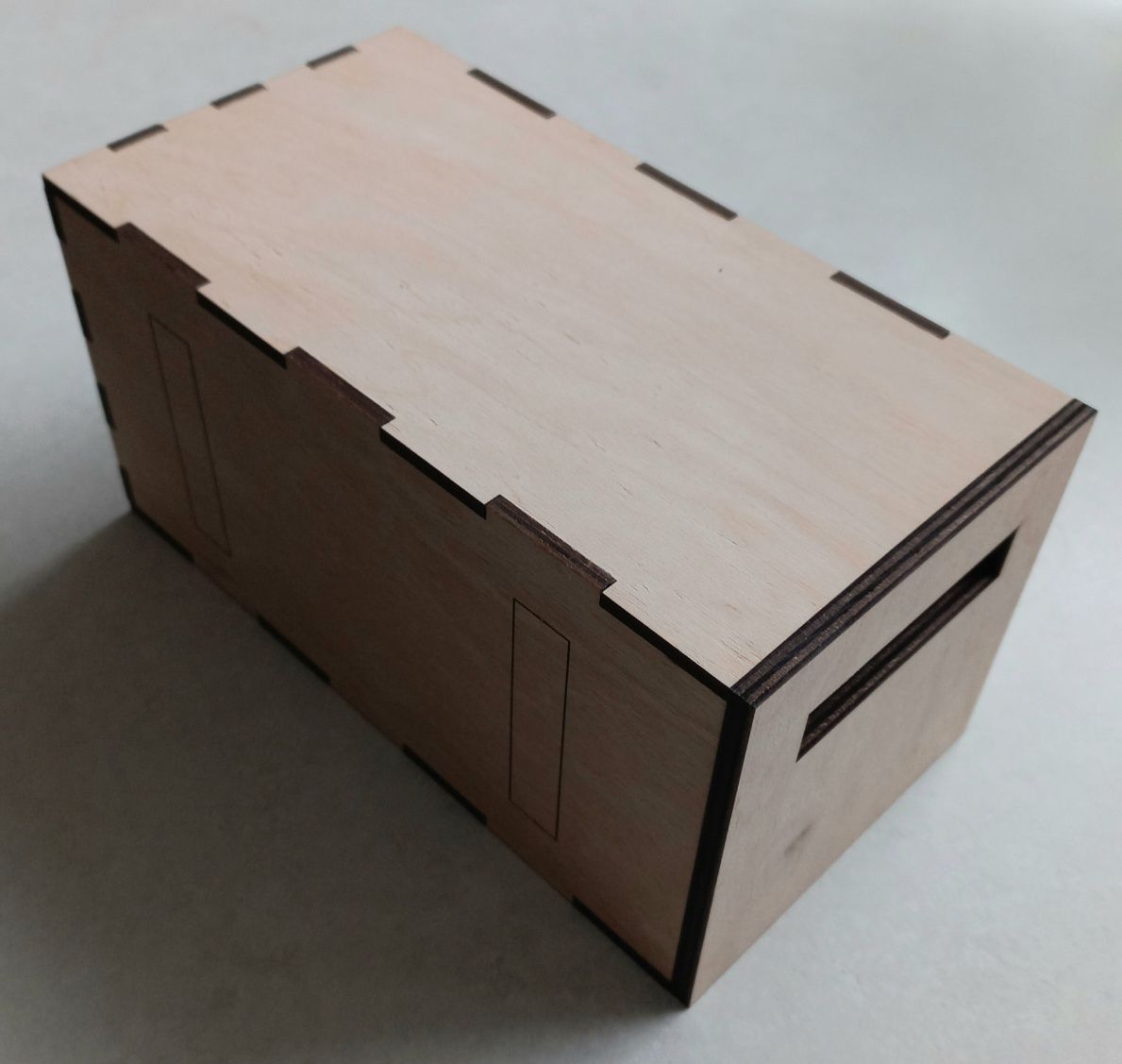 Коробка-ящик для хранения минидисков из фанеры.  Minidisc. MD.