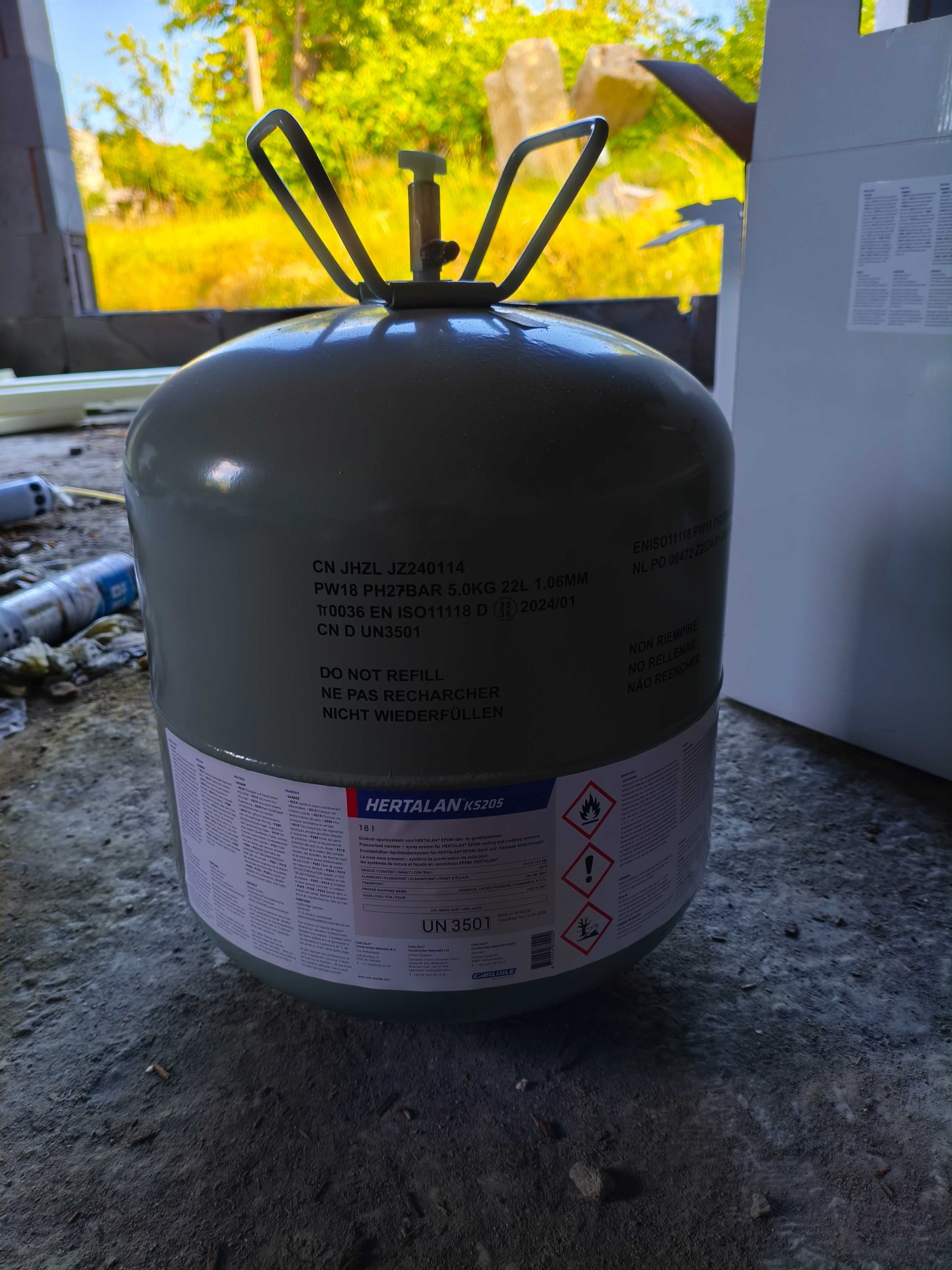 Klej kontaktowy natryskowy do membran EPDM KS205 butla 14,3kg Hertalan