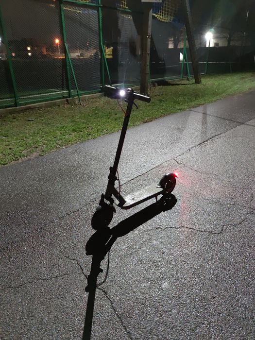 Xiaomi Electro Scooter з амортизаторами