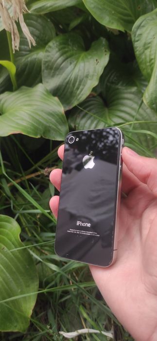 Apple iPhone 4 16gb newerlock, без iCloud