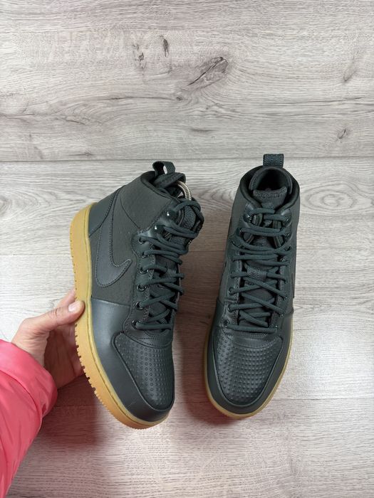 Nike Court Borough Winter чоловічі кросівки 40 розмір