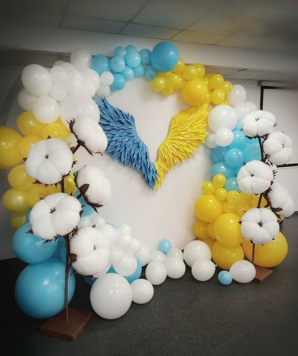 Фотозони,ростові квіти,декор,оформлення свят