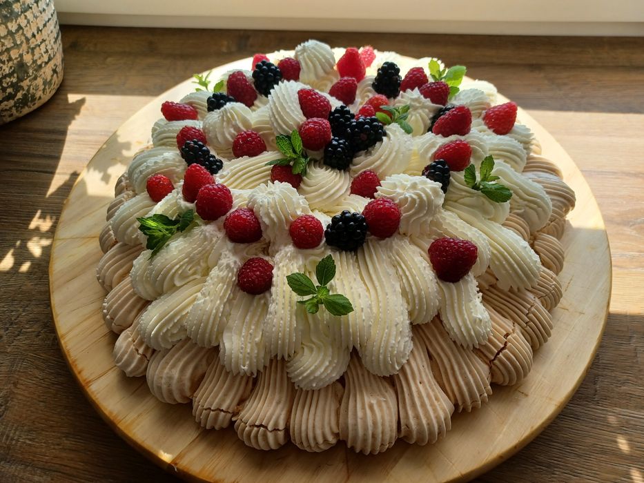 Tort bezowy Pavlowa
