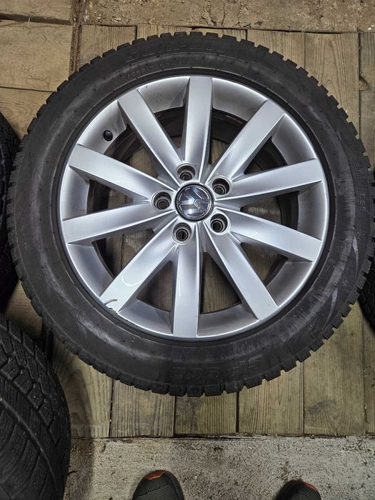 Felgi aluminiowe vw original  opony zimowe Sunfull