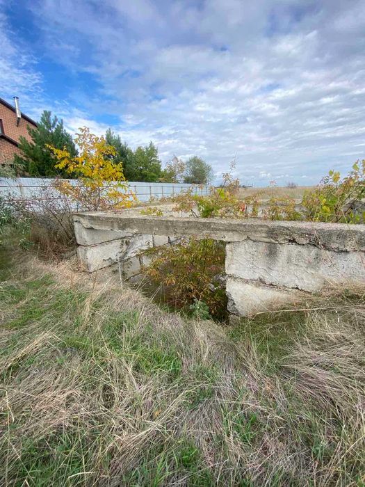 Участок  10 соток Вишневая/  Цветочная, 5-й район