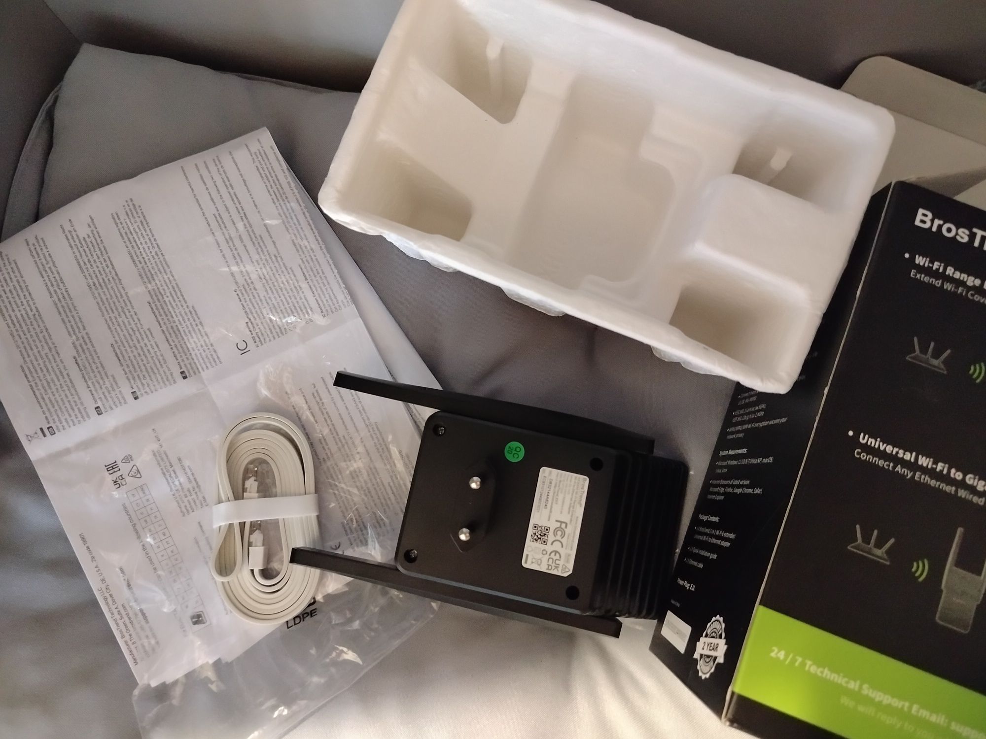 Усилитель сигнала Wi-Fi/Точка доступа Bros Trend AX3000