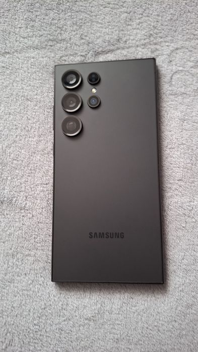 Продам SAMSUNG S24 Ultra новий