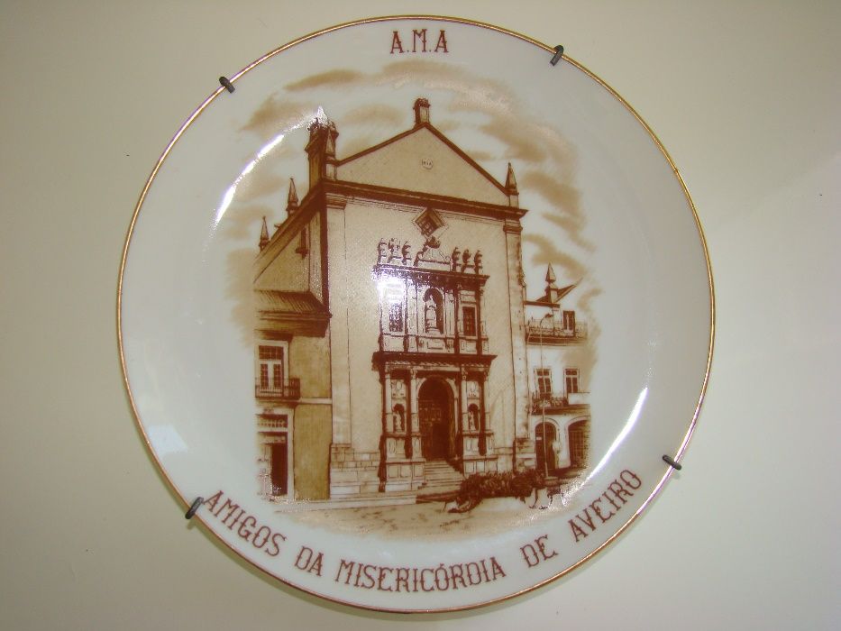 Prato decorativo Amigos da Misericórdia de Aveiro