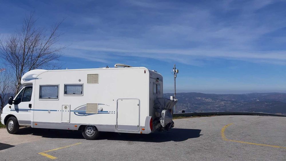 Autocaravana Adria Adriatik Muito Estimada
