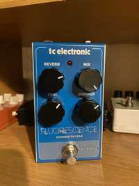 педаль TC Electronic Fluorescence Shimmer Reverb