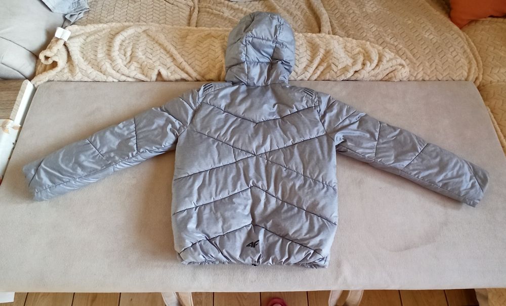 Kurtka zimowa dla chłopca firmy 4f- rozmiar 146