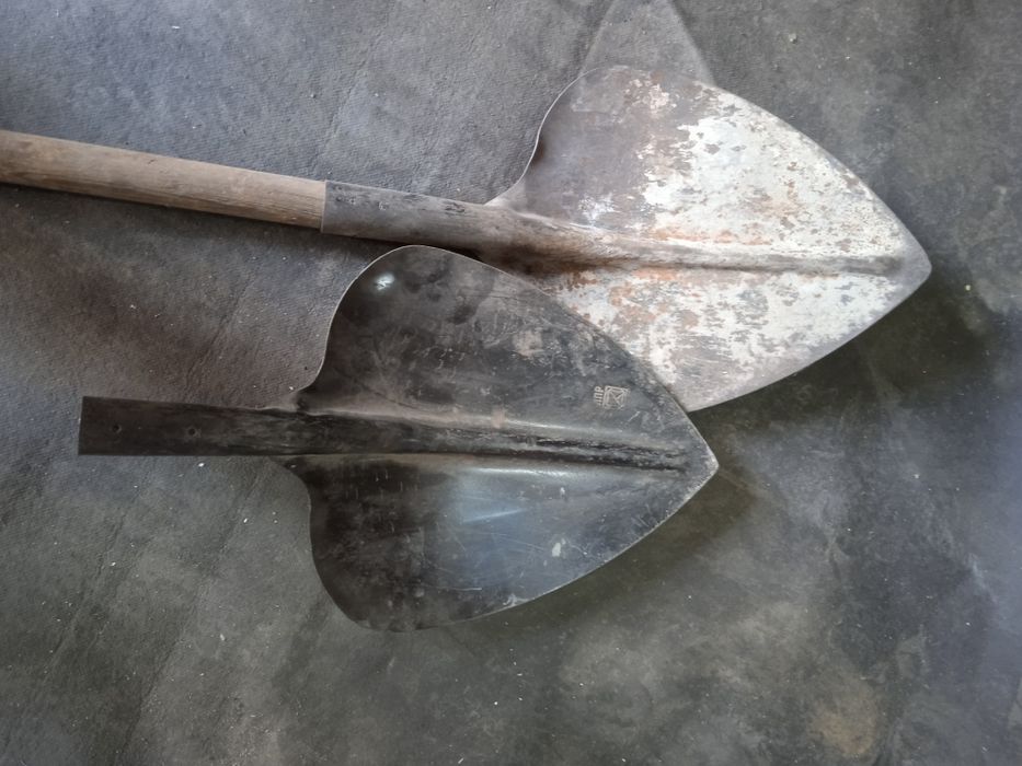 Продам Грабли,вила,сапки,лопаты.