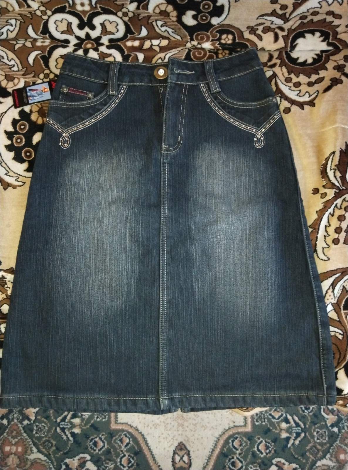 Продам зимнюю, джинсовую, стречевую юбку для девочки