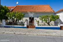 Moradia térrea no Sabugueiro