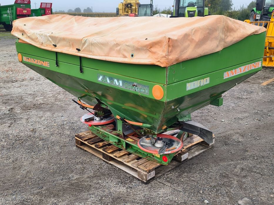 Rozsiewacz nawozu Amazone za-m compact lely centerliner  sulky bogball