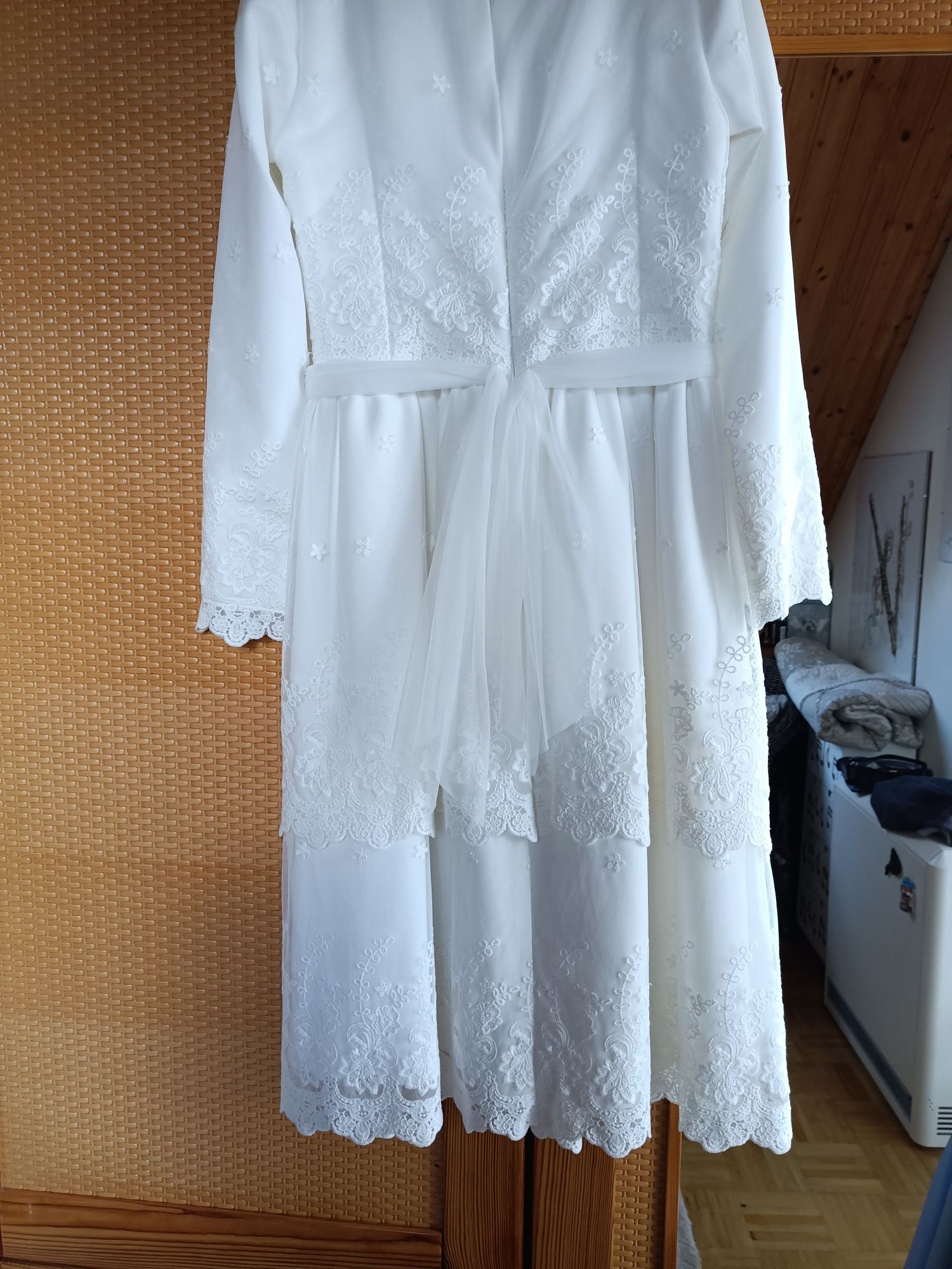 Biała sukienka chrzciny poprawiny komunia panieński