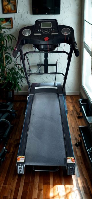 Bieżnia składana elektryczna z masażerem V520M
Bieżnia elektryc