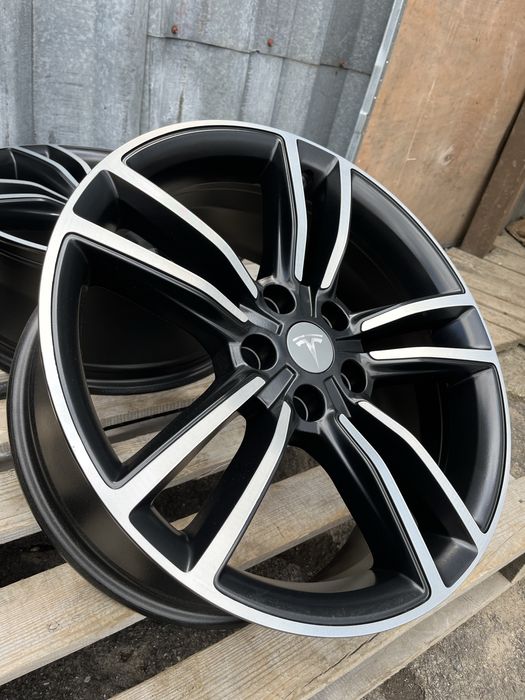 Диски 5/120r19 Tesla original