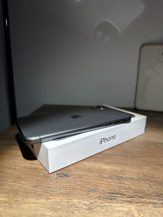 iPhone 11 *Stan BDB*