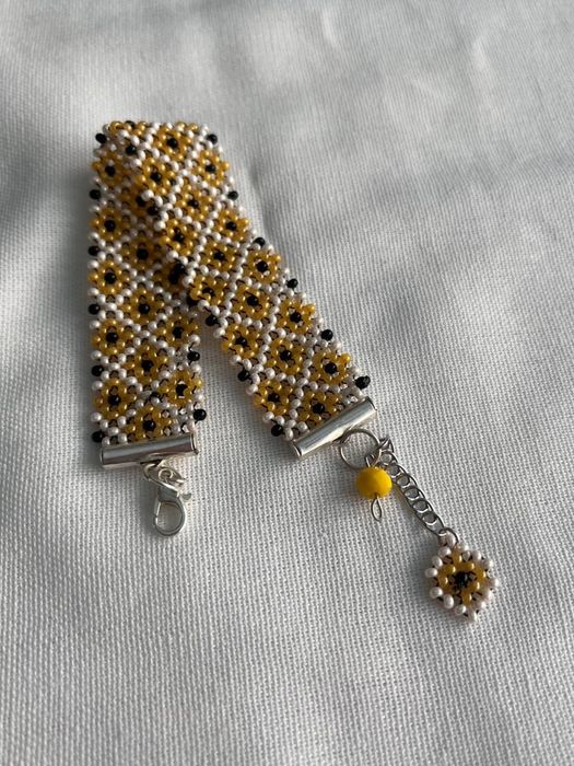 Браслет з чеського бісеру