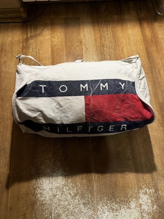 Сумка Tommy Hilfiger