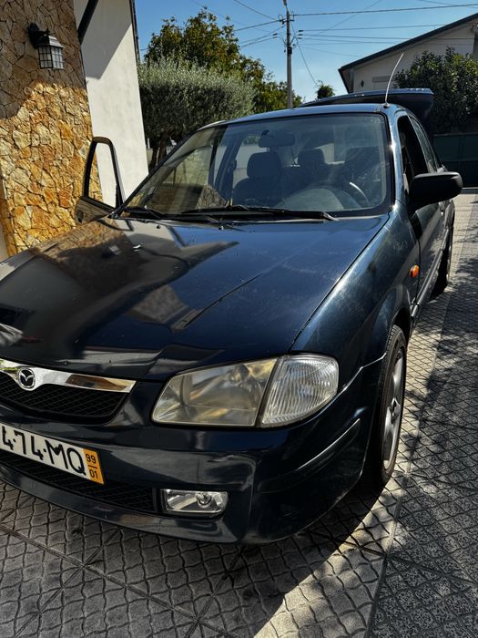 Mazda 323 Gasolina