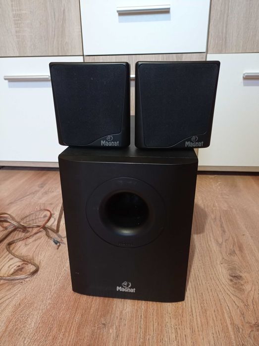 Subwoofer aktywny MAGNAT  SUB 16A