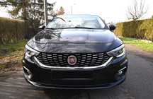 Fiat Tipo Kolor Ciemny fiolet