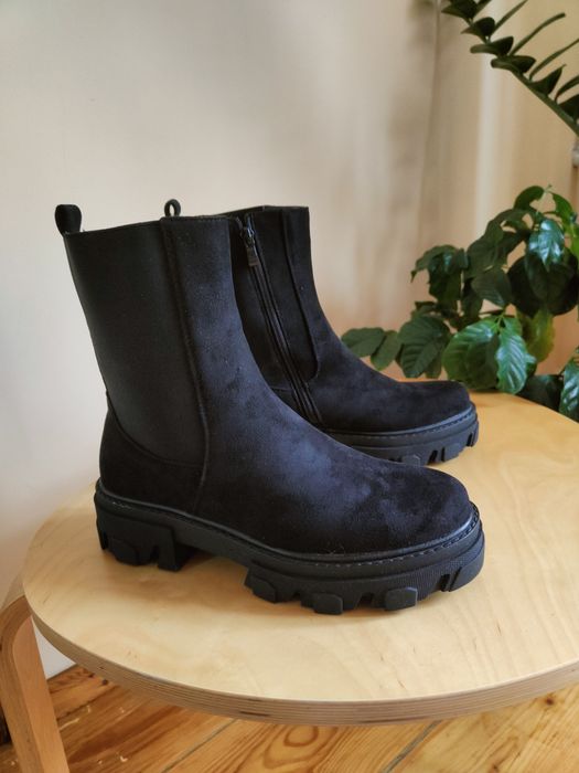 Botki workery zamszowe r. 38