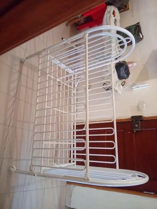 Berço para bebé segunda mão
