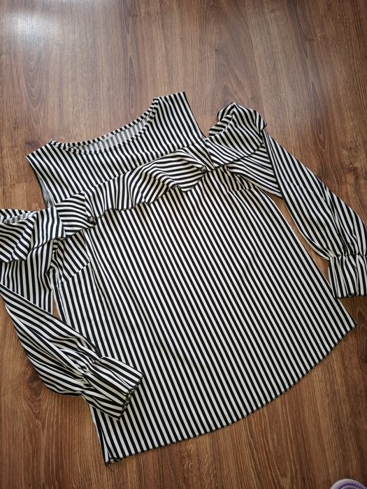 Bluzka w paski elegancka