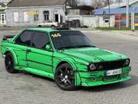 Машина BMW E30 m3