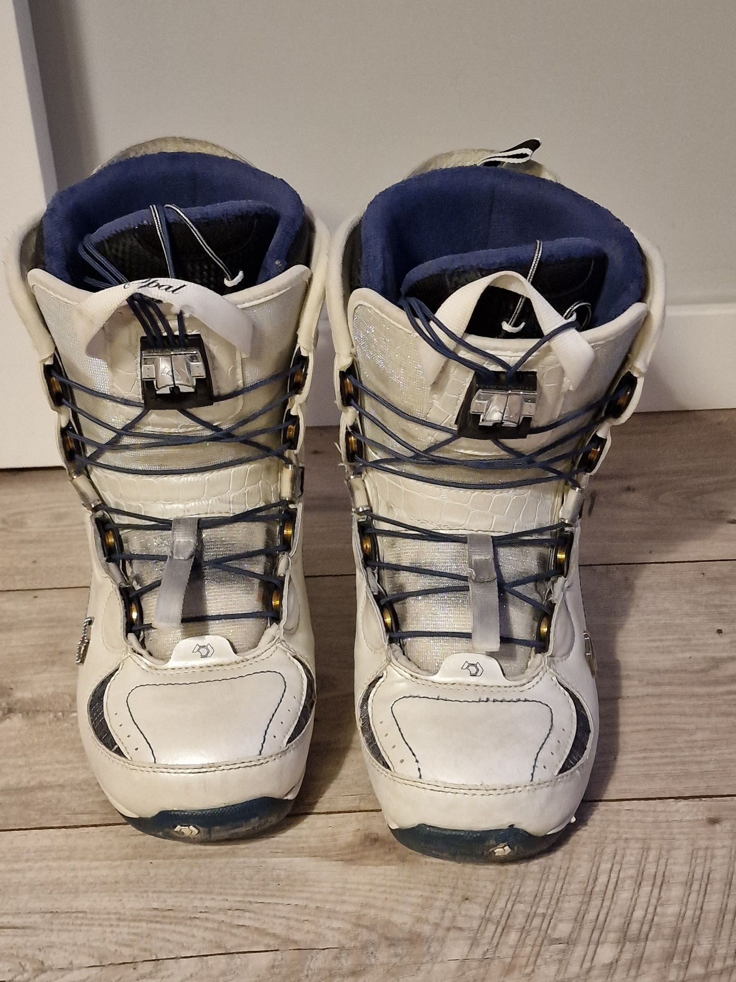 Buty snowboardowe Northwave Opal r. 38