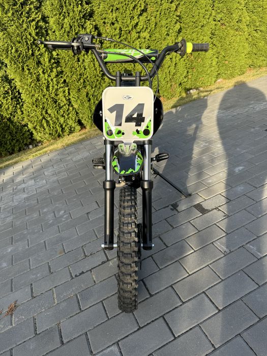 Cross Zipp14 poj.110 super stan