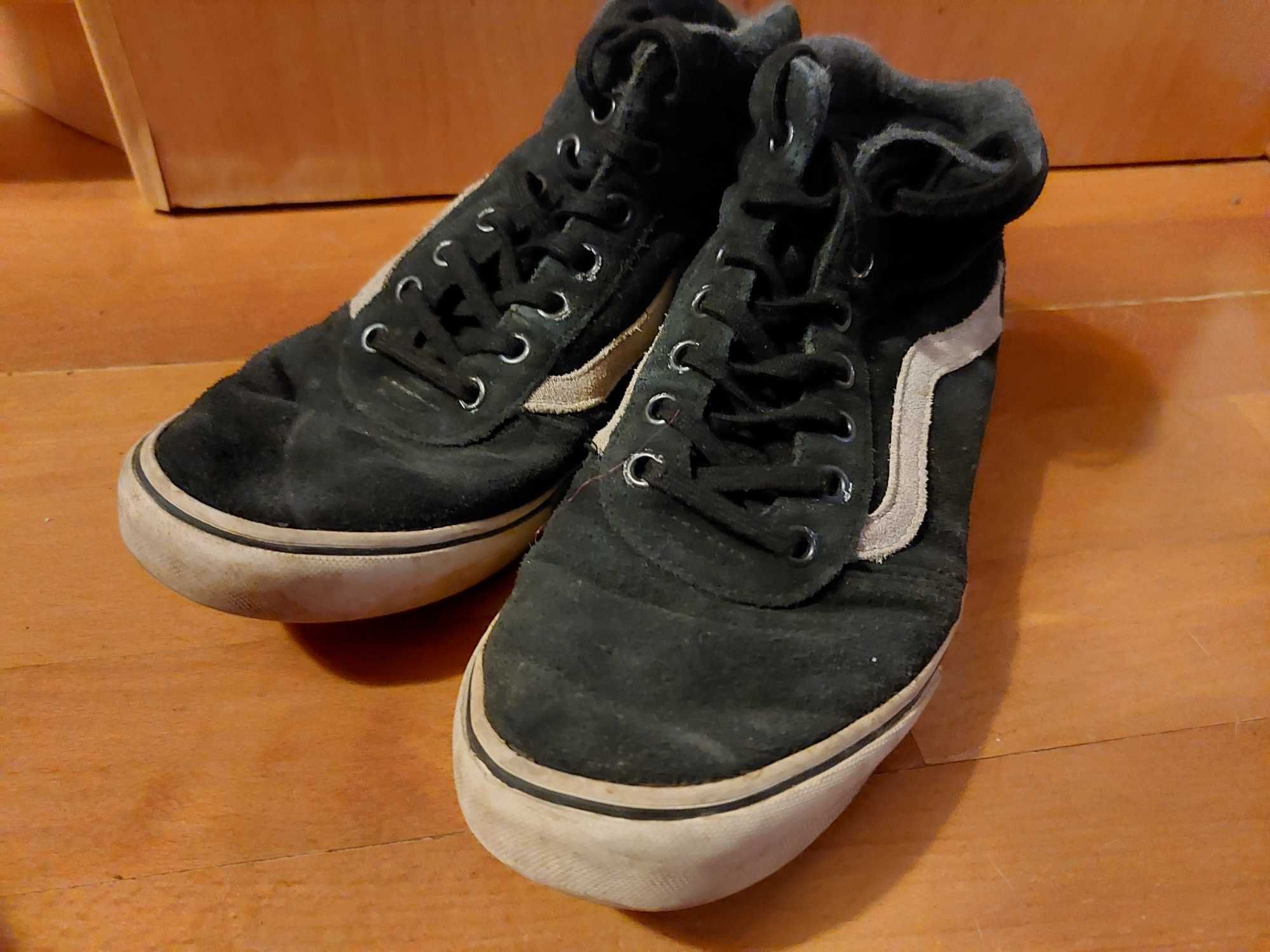 Ténis Botas Vans Número 39 Pretas
