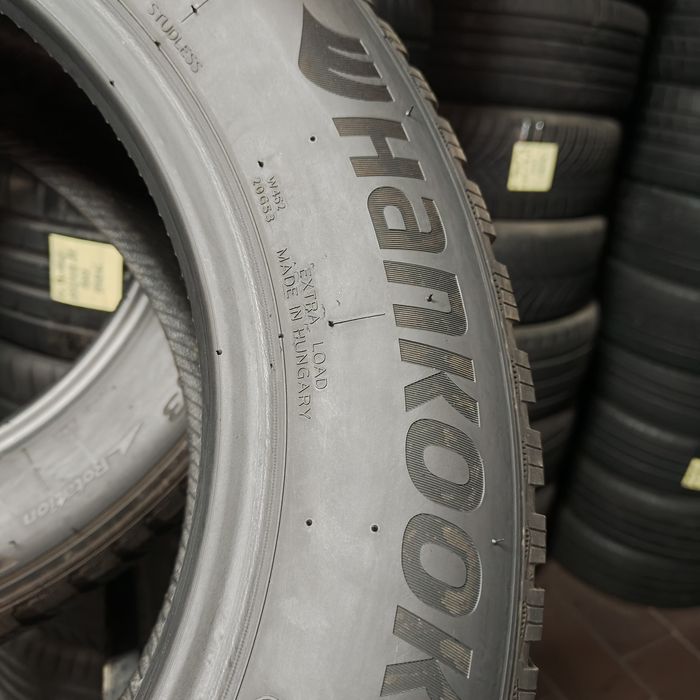 215/60/16 XL Sprzedam parę opon zimowych Hankook