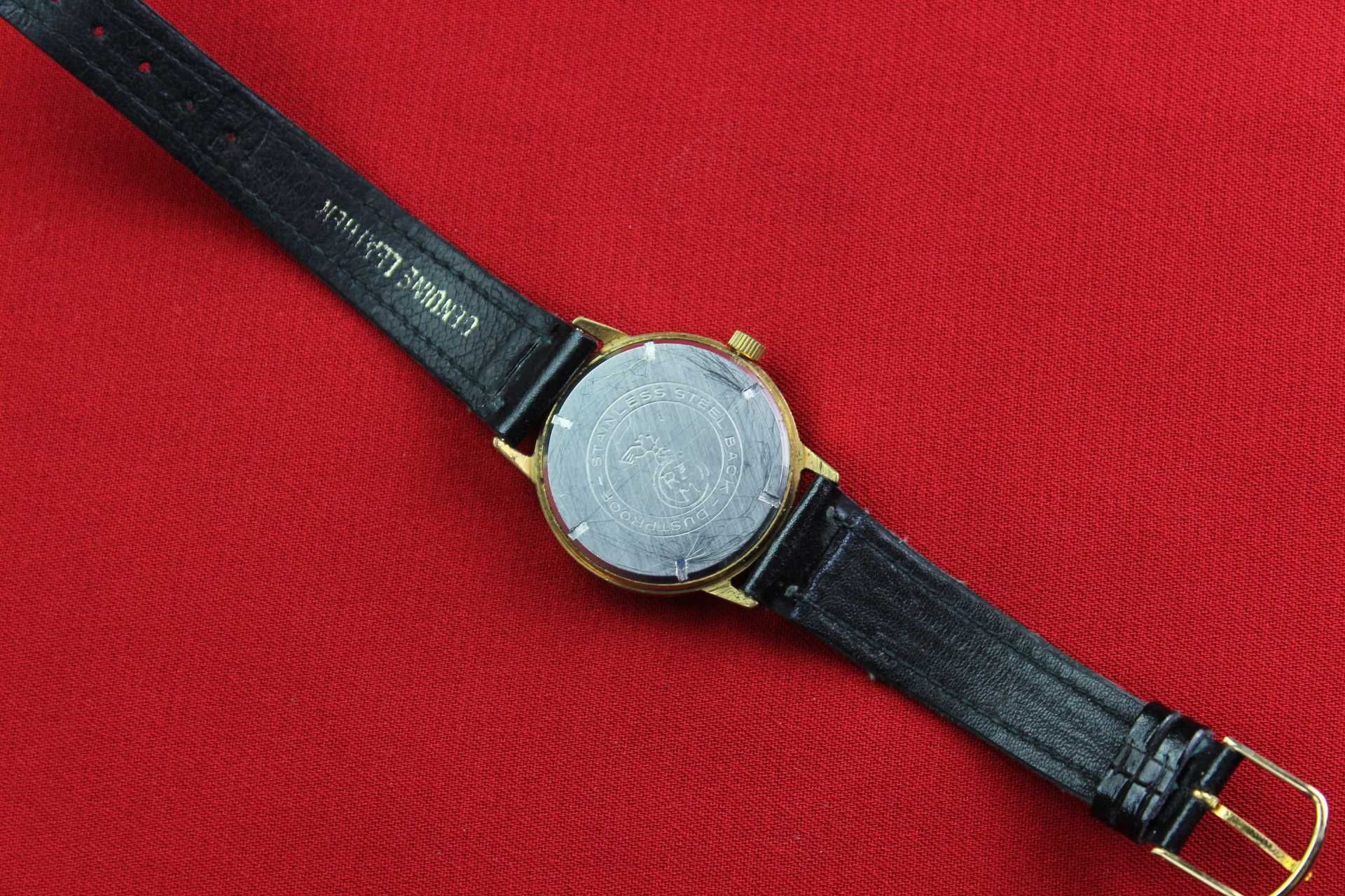 Niemiecki zegarek A.H. SS pozłacany
