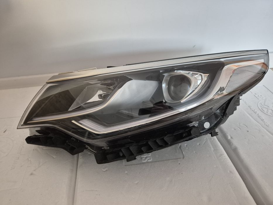 Kia Optima reflektor lewy