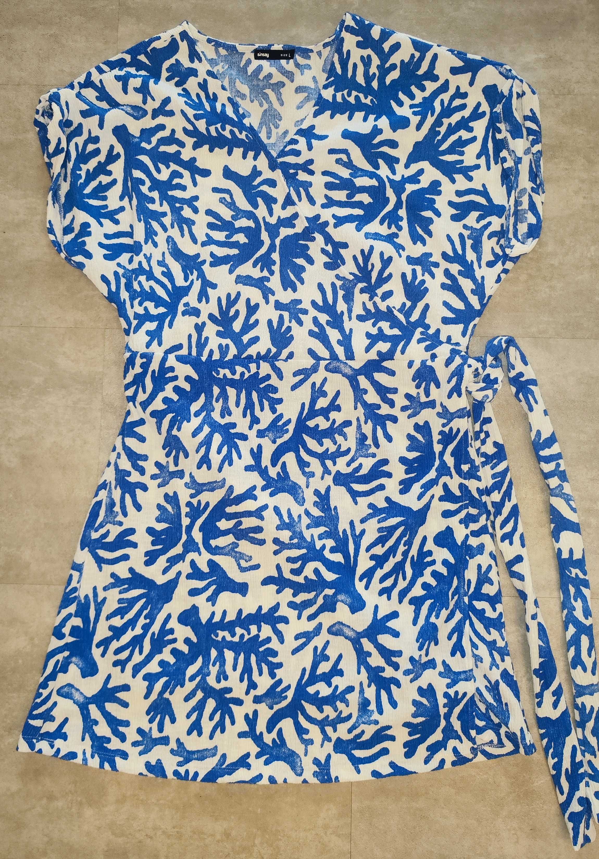 Biało-niebieska kopertowa sukienka Sinsay, roz. 40/42