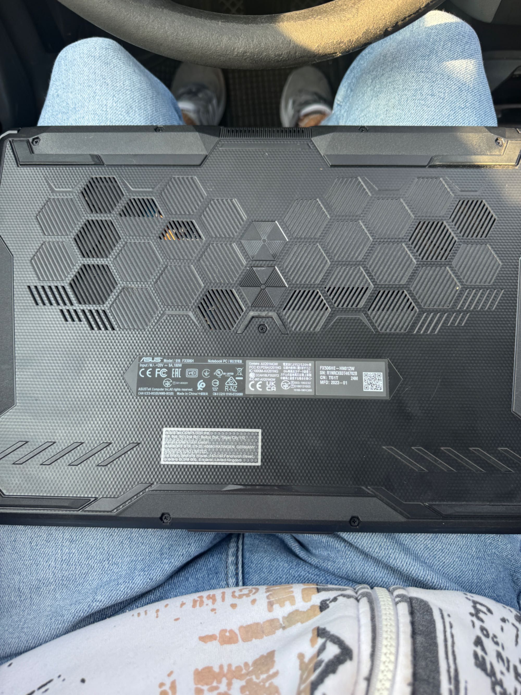 Laptop  gejmingowy
