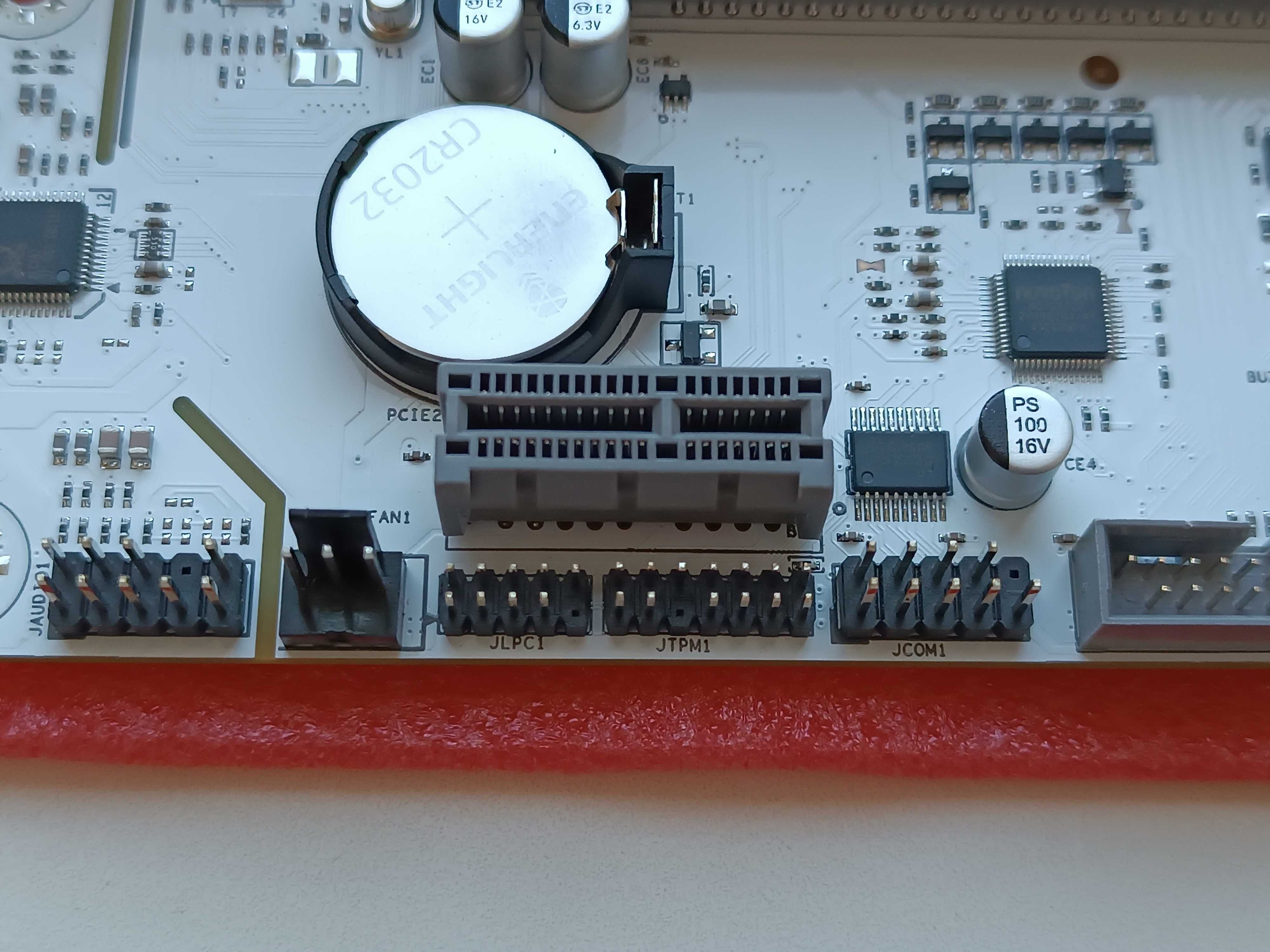 Qiyida X99 D4 ( C612 ) / 2 канал / TPM 2.0 / win11 / 2011-3